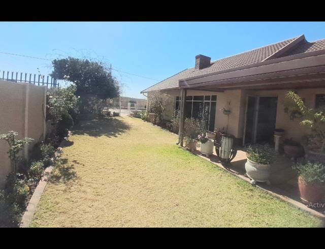 3 BEDROOM HOUSE FOR SALE IN LINMEYER